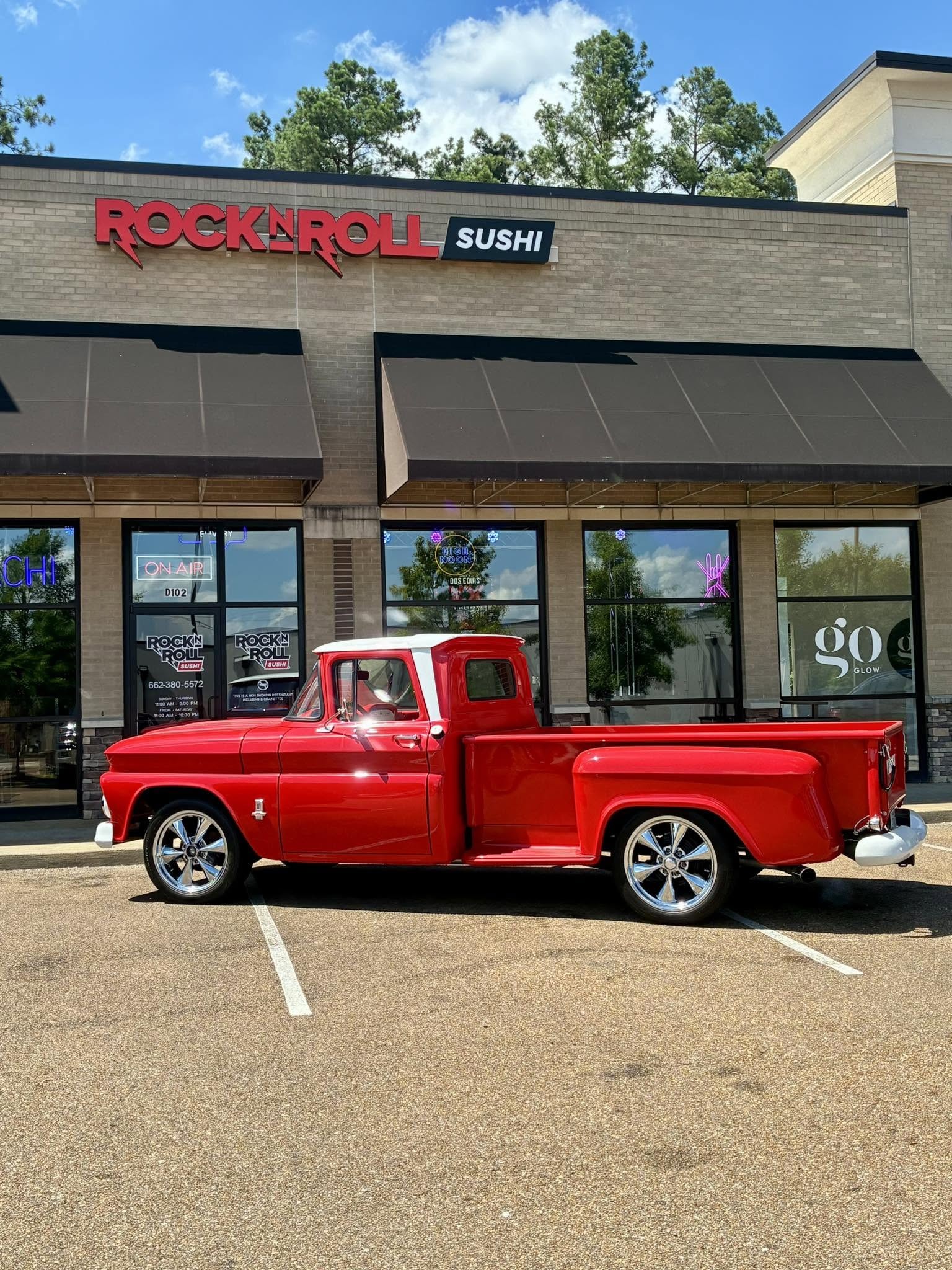 Rock N Roll Sushi – Oxford MS